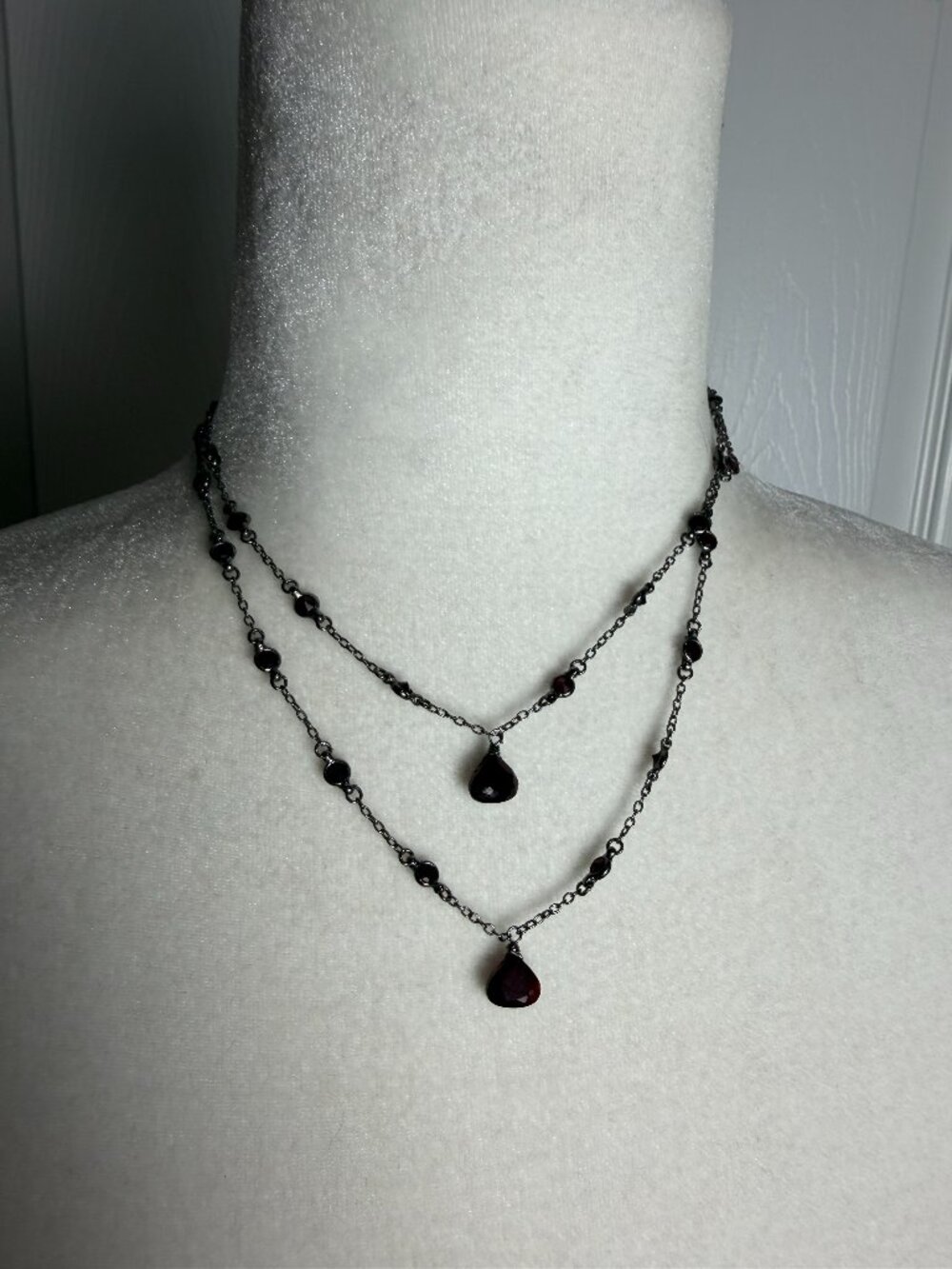 Vintage Deep Ruby Tone Bead/Stone Layered Silver Tone Chain Necklace